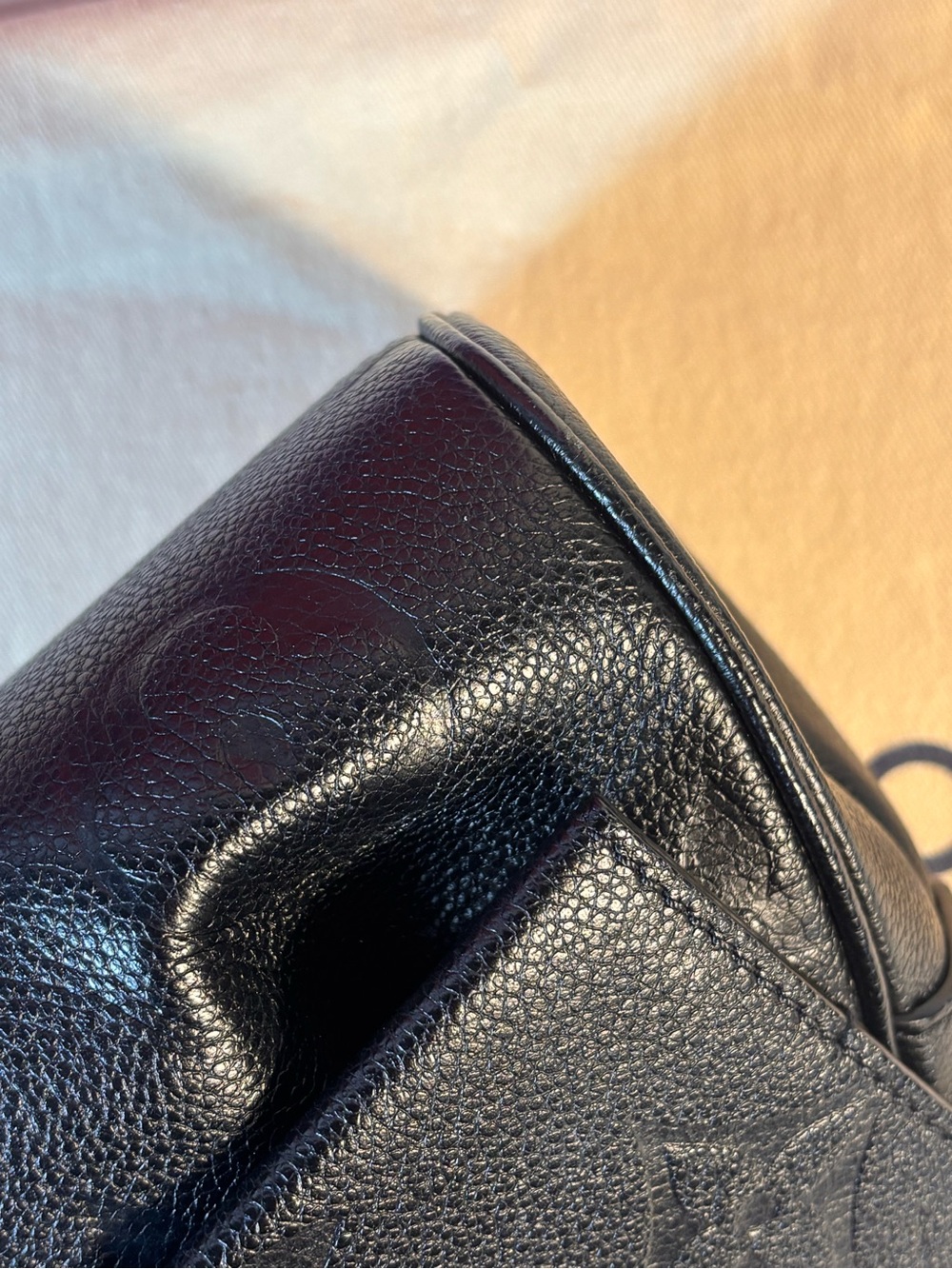 Louis Vuitton New Model Favorite Noir - Picture 8 of 16